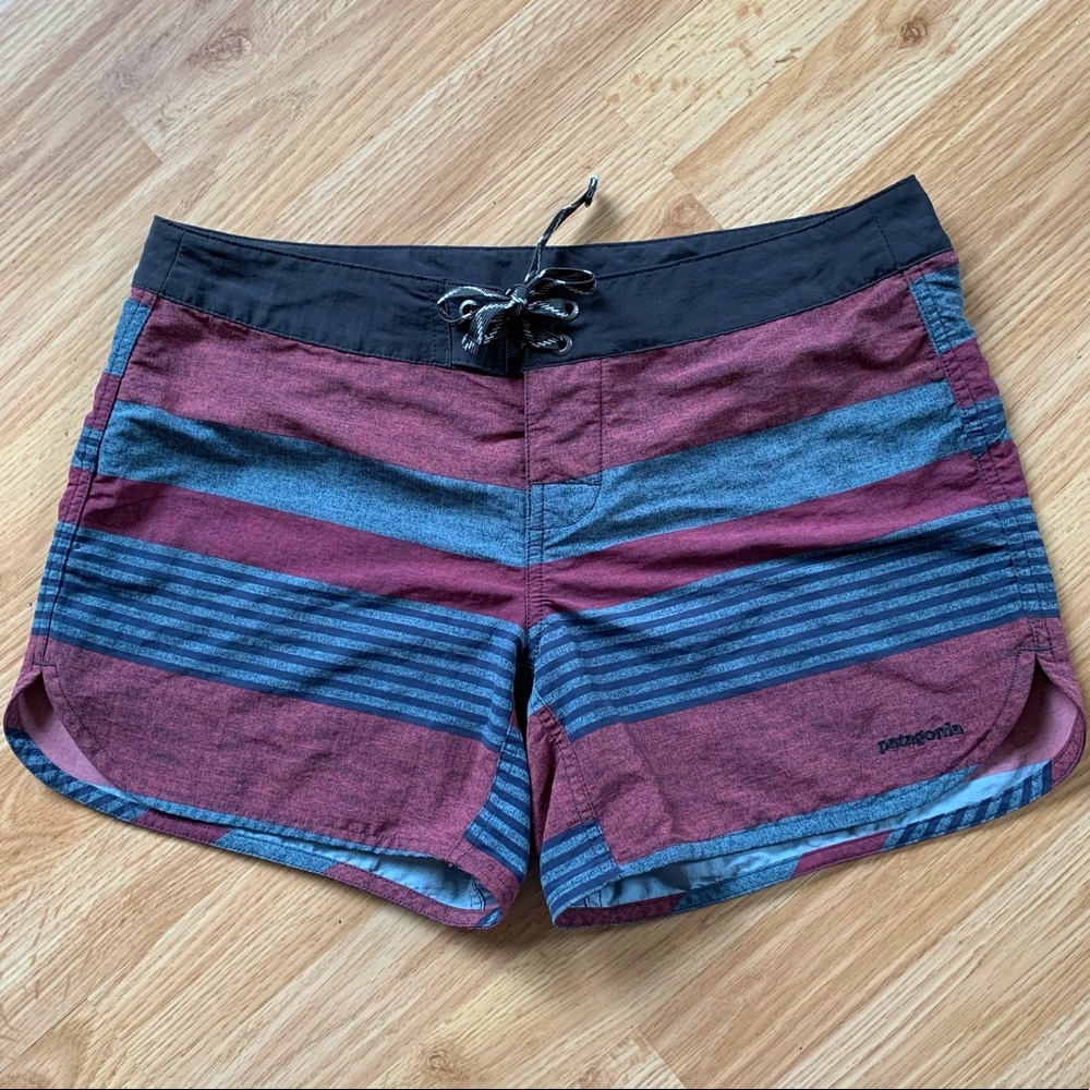 Patagonia Wavefarer Board Shorts Size 8